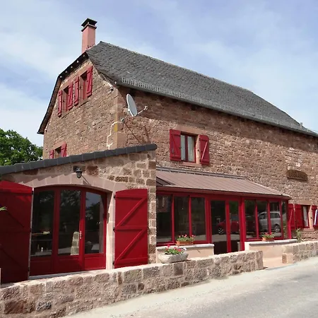 De Groupe La Grange 12330 Tatil Evi *